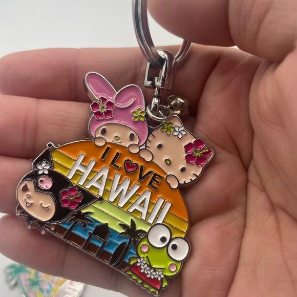 Hello Kitty Hawaii Keychains - Picture 6 of 6